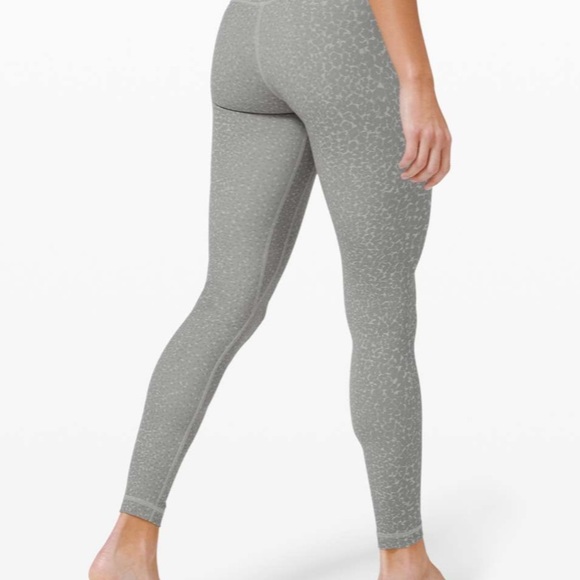 Lululemon Align Leggings 28in - Picture 2 of 5